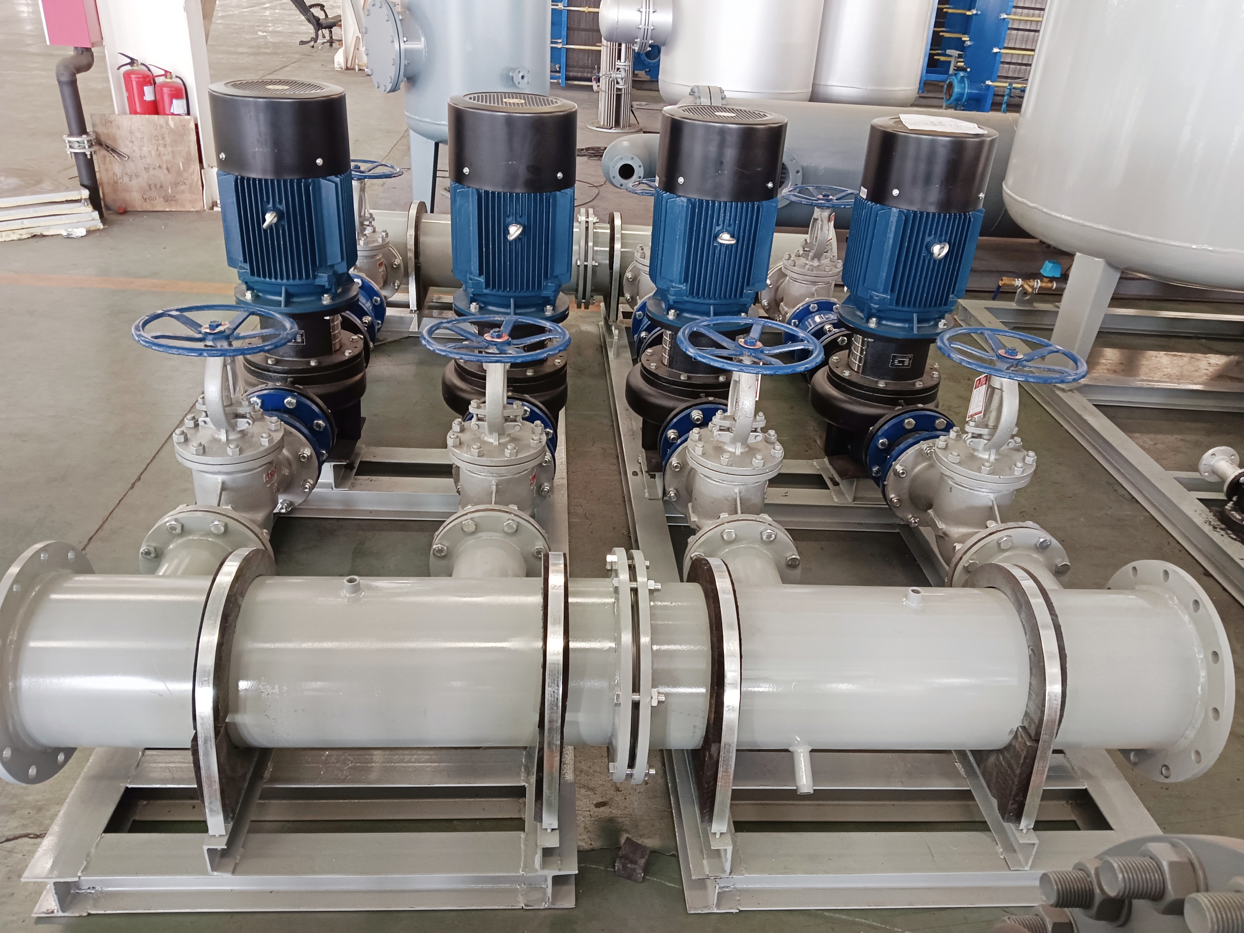 Quais são as vantagens de usar um resfriador resfriado a água HVAC em edifícios comerciais?